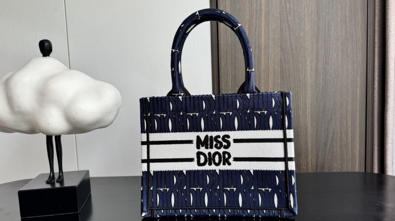 Christian Dior Shopping Bags